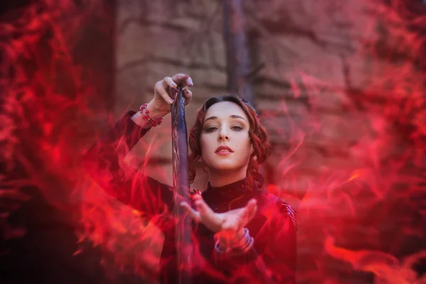 Злая Ведьма Посохом Лесу Славянская Ведьма Творит Красную Магию Молодая Стоковое Изображение