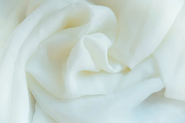 Tissu Ridé Blanc Trouve Dans Des Plis Sur Une Table — Photo