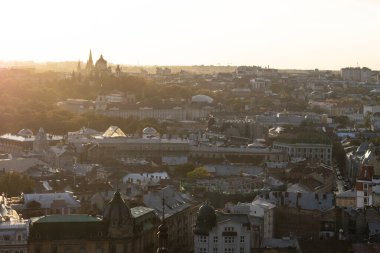 Lviv 'in eski tarihi şehir merkezinin panoraması. Ukrayna, Avrupa