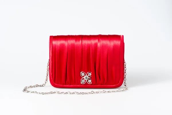 Bolso rojo pequeño de la mujer en blanco —  Fotos de Stock