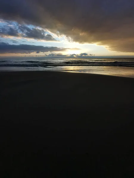 Reflexão Nuvem Mar Pôr Sol — Fotografia de Stock
