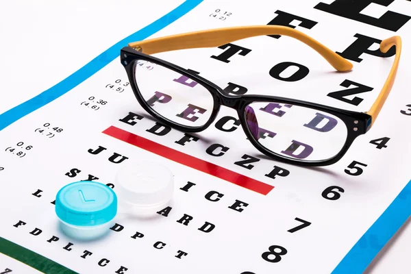 Glasses and eye chart — Stock Photo, Image