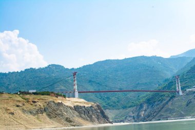 The hanging bridge over Tehri Lake. Dobra-Chanti bridge. The 725-metre long Dobra Chanti suspension bridge over the Tehri lake.