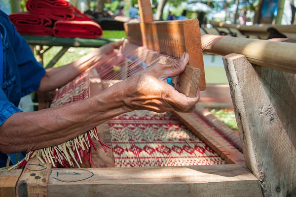 Jak zrobić tajskie turzycy Mata — Zdjęcie stockowe