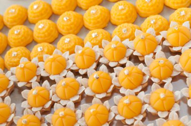 kanom jamongkut ve kanom tanga ek 