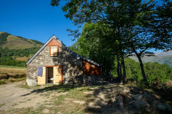 Authentic Renovated Pyrenean Barn Aure Valley Slate Roof Exposed Stone — Stok fotoğraf