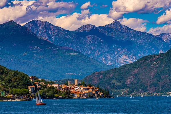 Città Santa Maria Rezzonico Sul Lago Como Fotografata Una Giornata — Foto Stock