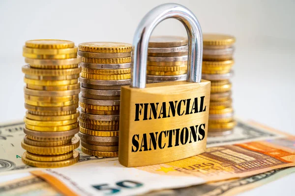 Cadenas Avec Texte Sanctions Financières Côté Argent Sanctions Économiques Représailles — Photo