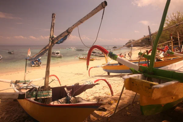 Traditional fishing boats in Sanur — Stock Photo, Image