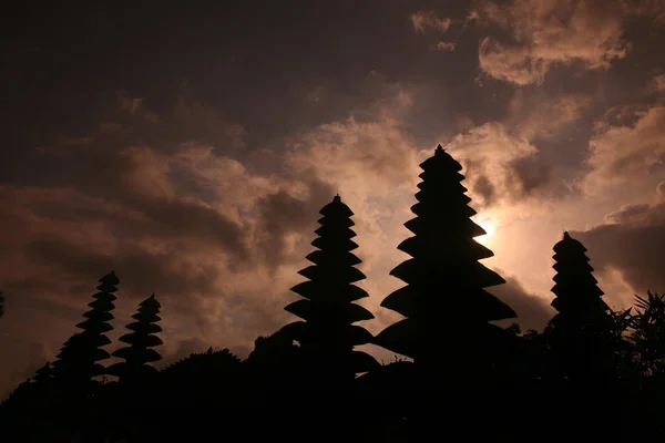 ASIEN INDONESIEN BALI MENGWI TEMPEL — Stock Photo, Image