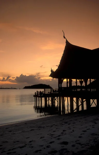 Pavilon Asijském Stylu Pláži Krajinou Západně Ostrova Langkawi Malajsii Malajsie — Stock fotografie