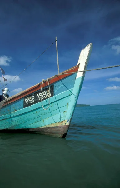Barco Pesca Costa Oeste Ilha Langkawi Malásia Malásia Langkawi Janeiro — Fotografia de Stock