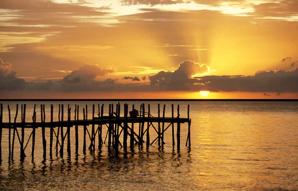 Pôr Sol Praia Cidade Kampung Lubok Buaya Pantai Cenang Beach — Fotografia de Stock