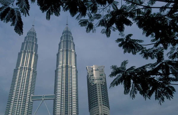 Architettura Delle Petronas Twin Towers Nella Città Kuala Lumpur Malesia — Foto Stock