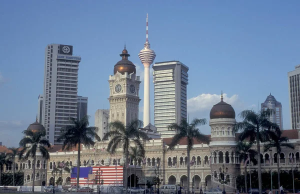 マレーシアのクアラルンプールのスルタン アブドゥル サマド ビルディングと宮殿 マレーシア クアラルンプール 2003年1月 — ストック写真