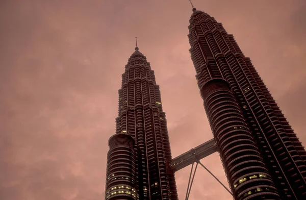 Arquitetura Das Torres Gêmeas Petronas Cidade Kuala Lumpur Malásia Malásia — Fotografia de Stock