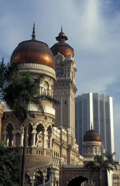 マレーシアのクアラルンプールのスルタン アブドゥル サマド ビルディングと宮殿 マレーシア クアラルンプール 2003年1月 — ストック写真