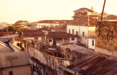 Tanzanya 'nın Zanzibar adasındaki Taş Şehir' in manzarası. Tanzanya, Zanzibar, Taş Şehir, Ekim 2004