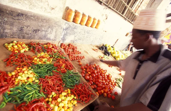 Chili Verduras Mercado Alimentos Casco Antiguo Stone Town Isla Zanzíbar — Foto de Stock