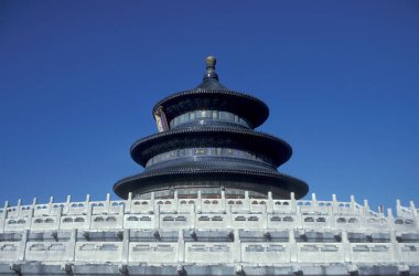 Çin 'in Pekin şehrinin merkezindeki Cennet Tapınağı. Çin, Pekin, Ekim 1997