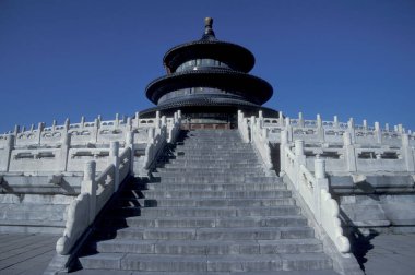 Çin 'in Pekin şehrinin merkezindeki Cennet Tapınağı. Çin, Pekin, Ekim 1997