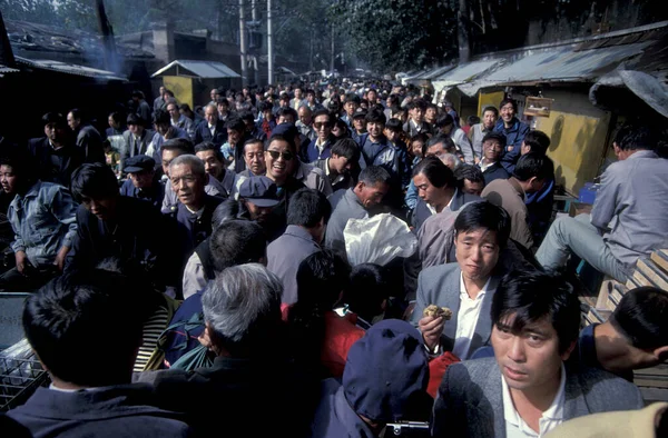 Натовп Людей Базарній Вулиці Центрі Пекіна Китаї Китай Пекін Жовтень — стокове фото