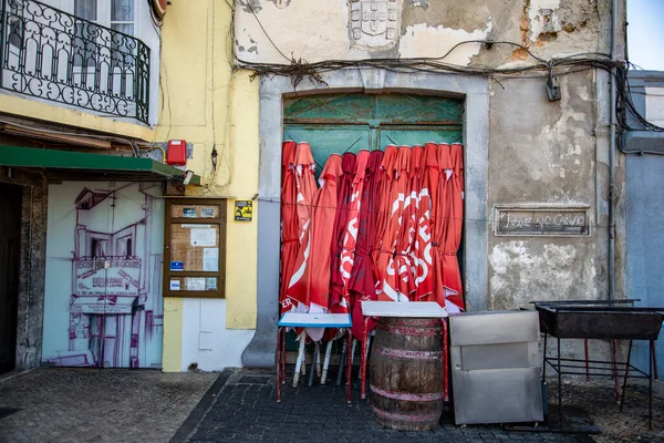 Ένα Δρομάκι Εστιατόρια Στο Κέντρο Της Πόλης Cacilhas Στο Rio — Φωτογραφία Αρχείου