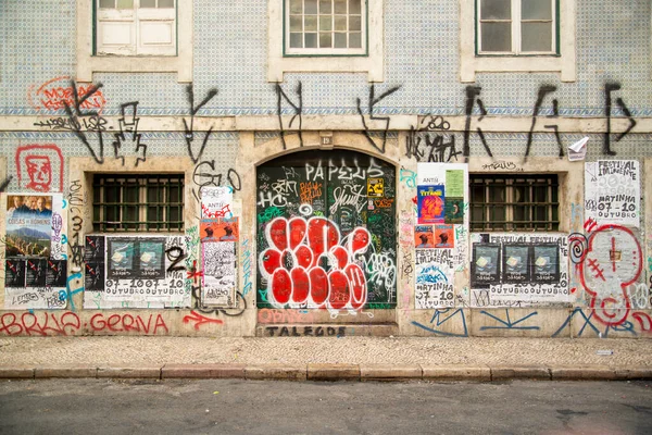 Graffiti Building Baixa City Lisbon Portugal Portugal Lisbon October 2021 - Stock-foto