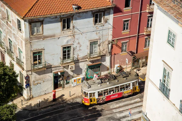 Tranvía Tradicional Lisboa Las Calles Chiado Ciudad Lisboa Portugal Portugal — Foto de Stock
