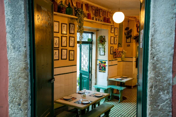 Traditional Fado Music Restaurant Street Alley Alfama City Lisbon Portugal — Stock fotografie