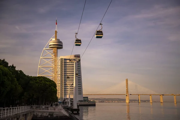 Vasco Gama Tower Cablecar Ponte Vasco Gama Oriente City Lisbon — стоковое фото