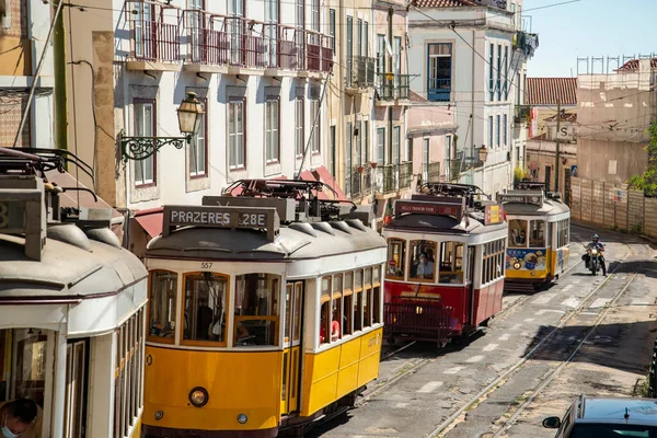 Tranvía Tradicional Lisboa Las Calles Alfama Ciudad Lisboa Portugal Portugal — Foto de Stock