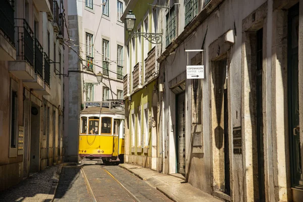 Traditional Lisbon Tram Streets Alfama City Lisbon Portugal Portugal Lisbon — Stockfoto