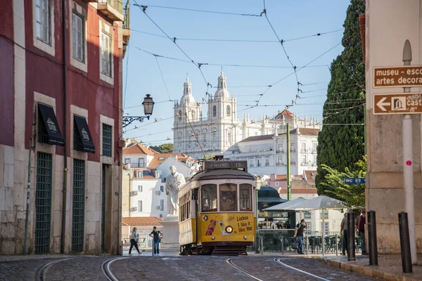 Una Vista Del Casco Antiguo Alfama Ciudad Lisboa Portugal Portugal — Foto de Stock