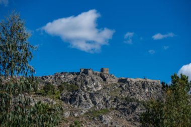 Portekiz 'in Alentejo şehrindeki Castelo de Marvao Tepesi' ndeki Marvao Köyü 'nde. Portekiz, Marvao, Ekim 2021