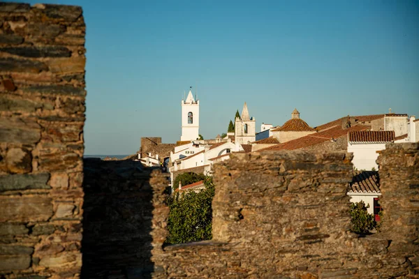 ポルトガルのAlentejoにあるMonsarazの村の景色を望むCastelo ポルトガル モンサラズ 2021年10月 — ストック写真