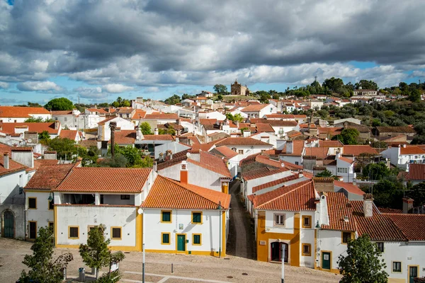 ポルトガルのアレンテジョにあるアミエイラ テジョの旧市街です ポルトガル アミエイラ テジョ 2021年10月 — ストック写真
