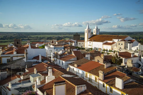 Una Vista Ciudad Castillo Avis Con Iglesia Misericordia Alentejo Portugal — Foto de Stock