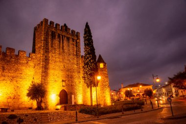 Portekiz, Alentejo 'daki Alter do Chao köyündeki Castelo. Portekiz, Alter do Chao, Ekim 2021