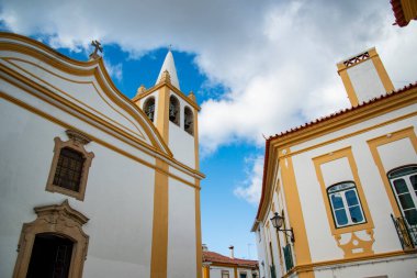 Igreja de Nossa Senhora da Graca Matriz de Nisa, Portekiz 'in Alentejo şehrinde. Portekiz, Nisa, Ekim 2021