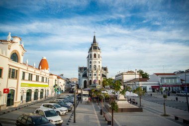 Igreja Matriz de Santo Antonio, Portekiz 'in Alentejo şehrindeki Reguengos de Monsaraz kasabasında. Portekiz, Reguengos de Monsaraz, Ekim 2021
