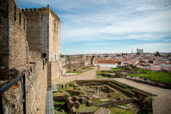 ポルトガルのAlentejoにあるMouraのCastelo Mouraの古い遺跡 ポルトガル モーラ 2021年10月 — ストック写真
