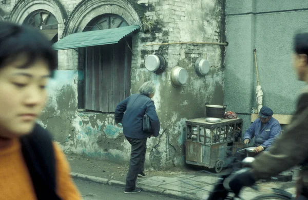 Uliczne Życie Małej Uliczce Starym Mieście Mieście Kaifeng Prowincji Henan — Zdjęcie stockowe