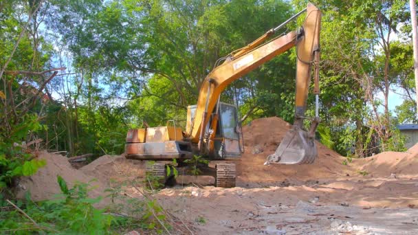 Trabajo de excavadora — Vídeo de stock