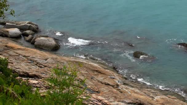 Cliffy coast and sea — Stok video