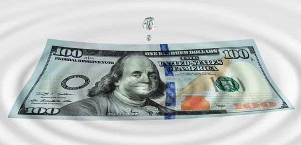 su damlaları Dolar'da
