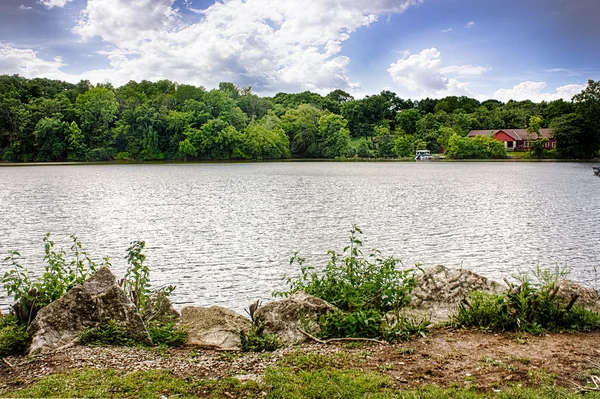 Rio e lago — Fotografia de Stock