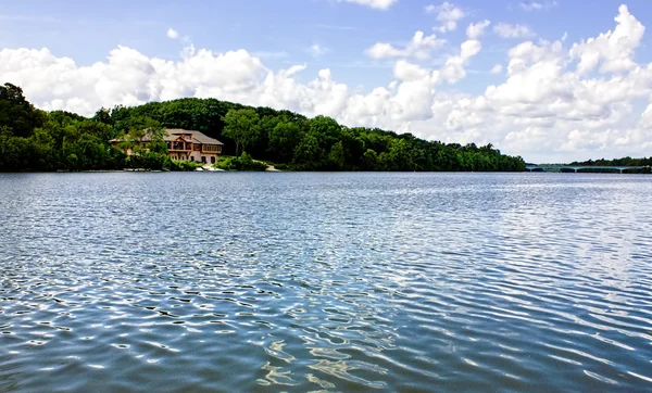 Rio e lago — Fotografia de Stock