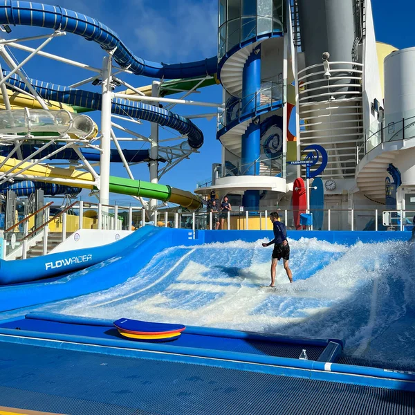 Orlando Eua Dezembro 2021 Área Flowrider Bordo Royal Caribbean Rcl — Fotografia de Stock