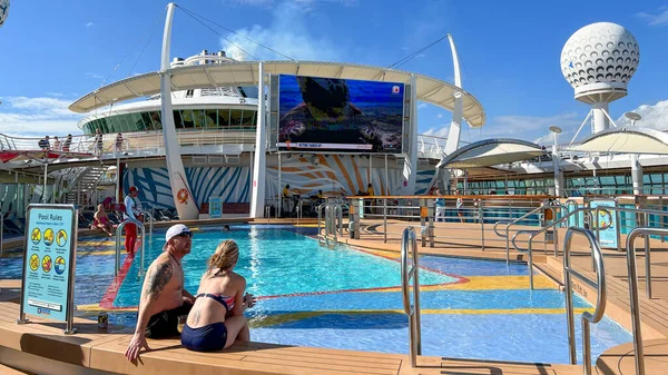 Orlando États Unis Décembre 2021 Piscine Principale Sur Navire Croisière — Photo